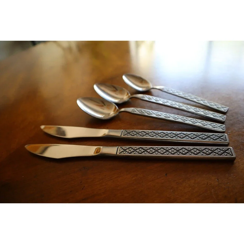 VOGUE Rogers International Silver Stainless Geometric Black Mixed Lot Knife Spoo